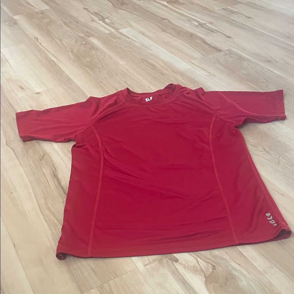 Compression shirt- burgundy Athletic